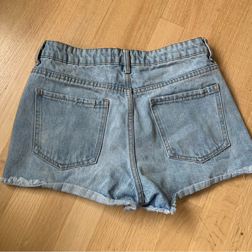 Forever 21 Denim Shorts - Picture 2 of 3